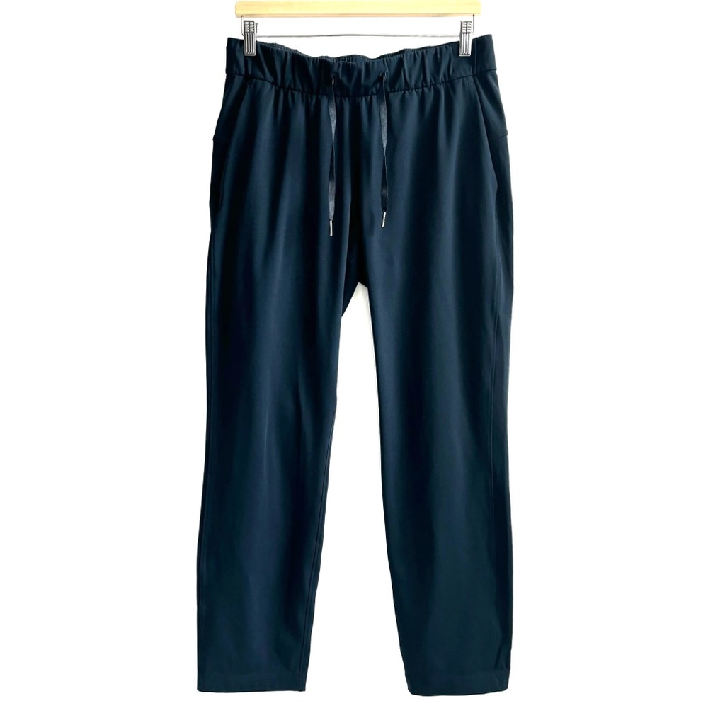 Lululemon On The Fly Ankle Pants 28" in Nocturnal Teal Size 8